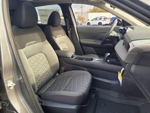 New 2026 Nissan Kicks SV w/ SV Premium Package FWD image 10