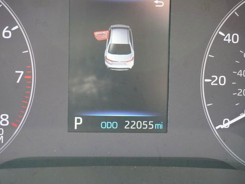 Certified 2025 Toyota Corolla LE image 21