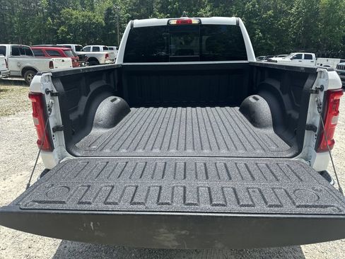 Used 2025 RAM 1500 Big Horn AWD/4WD image 19
