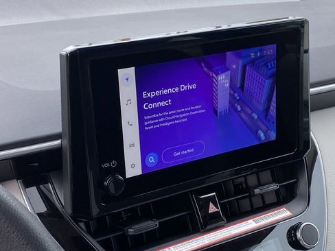 Used 2026 Toyota Corolla LE image 8