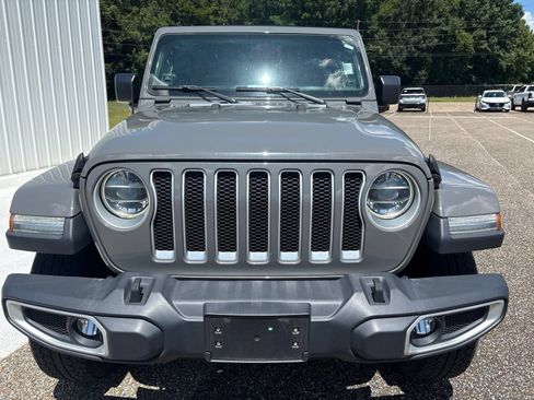 Used 2020 Jeep Wrangler Unlimited Sahara AWD/4WD image 2