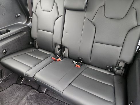 New 2025 Kia Telluride S image 21