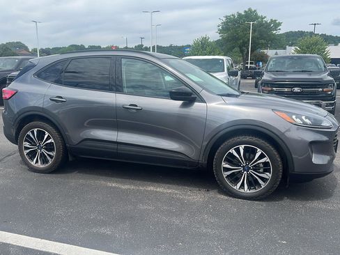 Used 2022 Ford Escape SEL w/ SEL Stealth AWD Package image 3