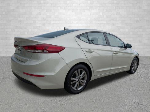 Used 2017 Hyundai Elantra Value Edition w/ Cargo Package FWD image 2