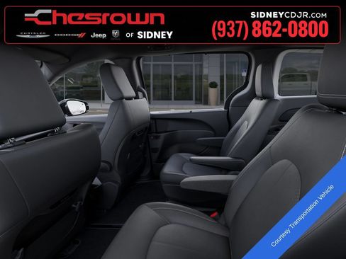 New 2026 Chrysler Pacifica Select w/ S Appearance Package FWD image 23