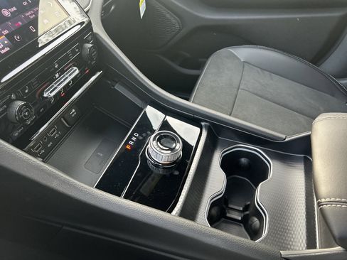 New 2025 Jeep Grand Cherokee Altitude image 44