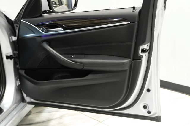 Used 2017 BMW 530i RWD image 42