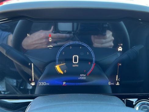 New 2026 Chevrolet Trax RS w/ Sunroof Package image 26