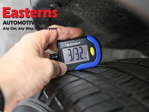 Used 2023 Dodge Durango SXT image 28