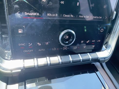New 2026 GMC Yukon Denali w/ Sun & Power Step Package AWD/4WD image 22
