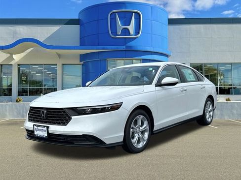 New 2025 Honda Accord LX image 5