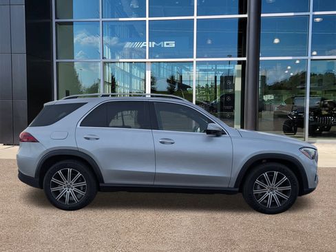 Certified 2025 Mercedes-Benz GLE 450 GLE 450 image 4