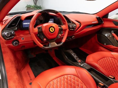 Used 2016 Ferrari 488 GTB image 5