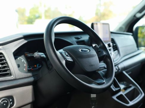 Used 2023 Ford Transit 350 XLT image 12