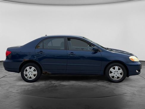 Used 2005 Toyota Corolla LE w/ Audio Value Pkg FWD image 11