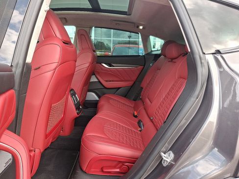 Used 2019 Maserati Levante Trofeo image 10