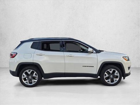 Used 2019 Jeep Compass Limited w/ Advanced Safety Group FWD image 4