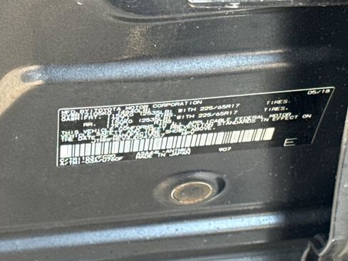 Used 2018 Toyota RAV4 XLE image 47