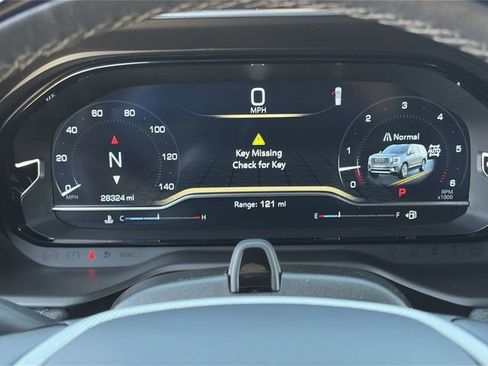 Used 2024 GMC Yukon XL Denali w/ Advanced Technology Package image 25