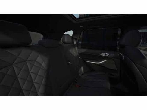 Used 2026 BMW X5 sDrive40i w/ Executive Package image 12