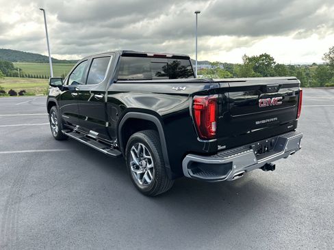 Used 2024 GMC Sierra 1500 SLT w/ SLT Premium Plus Package AWD/4WD image 5