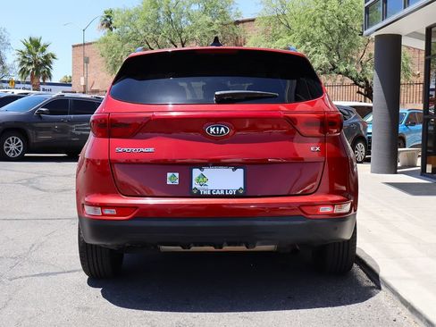Used 2019 Kia Sportage EX w/ EX Technology Package FWD image 11