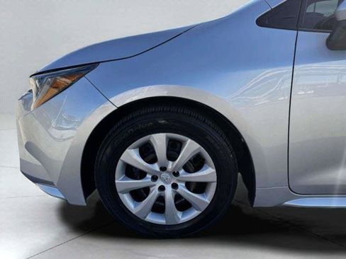 Used 2020 Toyota Corolla LE FWD image 53