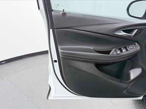 Used 2023 Buick Encore GX Preferred FWD image 13