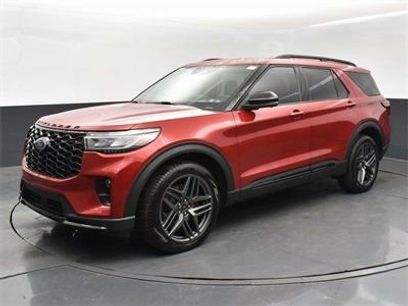 Used 2025 Ford Explorer ST-Line w/ Premium Package