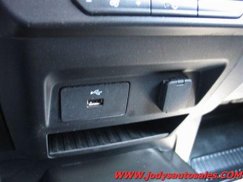 Used 2020 Ford Expedition XL AWD/4WD image 19