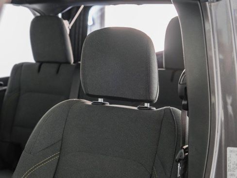 Used 2024 Jeep Wrangler Unlimited Sport image 26