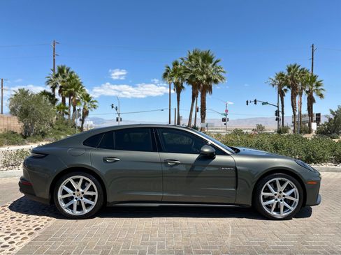 Used 2025 Porsche Panamera 4 AWD/4WD image 14