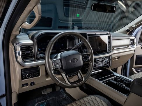 Used 2026 Ford F450 Platinum w/ Platinum Plus Package AWD/4WD image 17