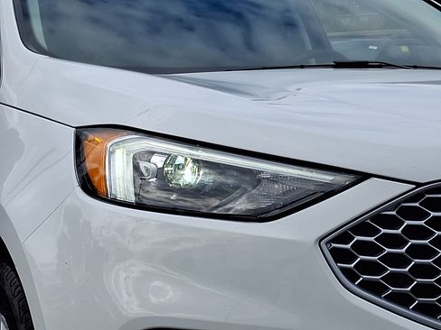 Certified 2024 Ford Edge SEL AWD/4WD image 9