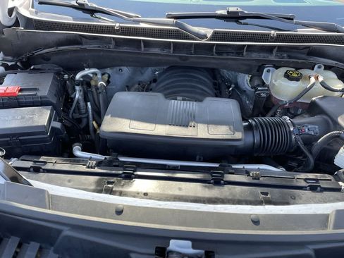 Used 2021 Cadillac Escalade ESV Premium Luxury w/ Performance Package image 40