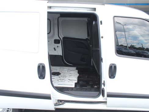 Used 2021 RAM ProMaster City Tradesman FWD image 23