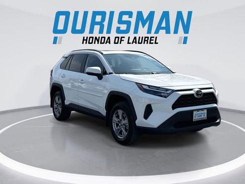 Used 2025 Toyota RAV4 XLE w/ Convenience Package image 2