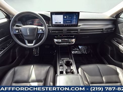 Used 2024 Lincoln Corsair AWD image 14