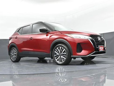 Used 2024 Nissan Kicks SV FWD image 29
