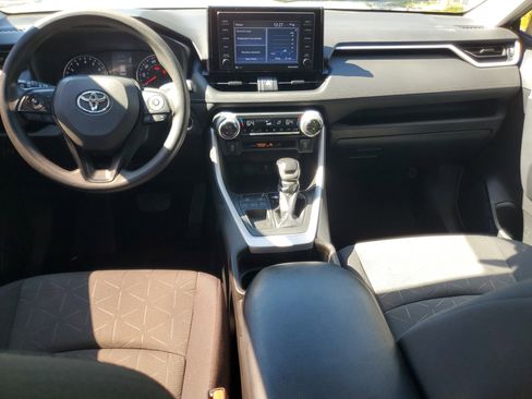 Used 2021 Toyota RAV4 XLE image 13