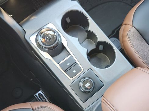 New 2025 Ford Bronco Sport Outer Banks w/ Outer Banks Tech Package+ AWD/4WD image 21