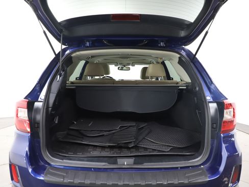 Used 2015 Subaru Outback 2.5i Premium image 16