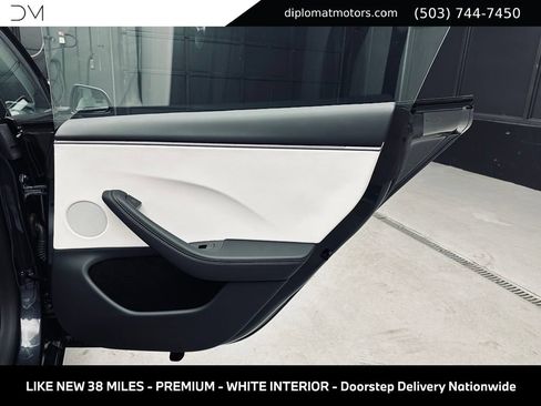Used 2026 Tesla Model 3 RWD image 27