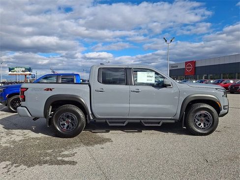 New 2026 Nissan Frontier PRO-4X w/ Pro-4x Convenience Package image 7