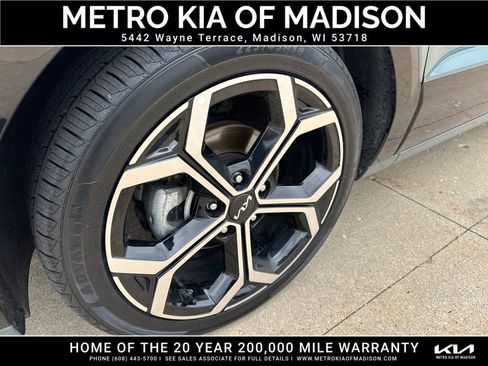 Used 2023 Kia Niro EX Touring FWD image 10