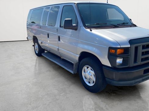 Used 2011 Ford E-350 and Econoline 350 XL RWD image 14