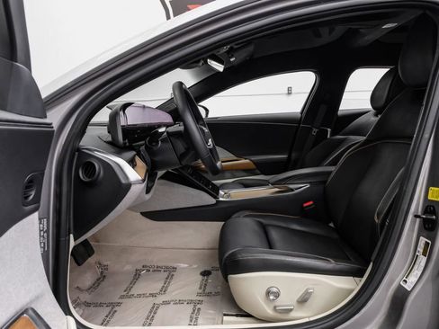 Used 2023 Lucid Air Touring AWD/4WD image 38
