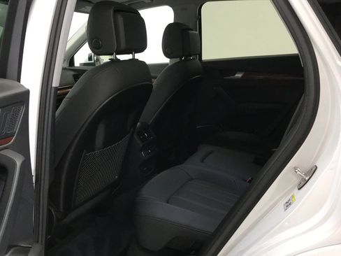 Used 2023 Audi Q5 2.0T Premium Plus w/ Premium Plus Package AWD/4WD image 11