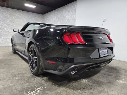 Used 2023 Ford Mustang Premium image 40