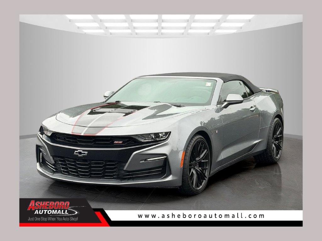 Used 2019 Chevrolet Camaro SS RWD image 1